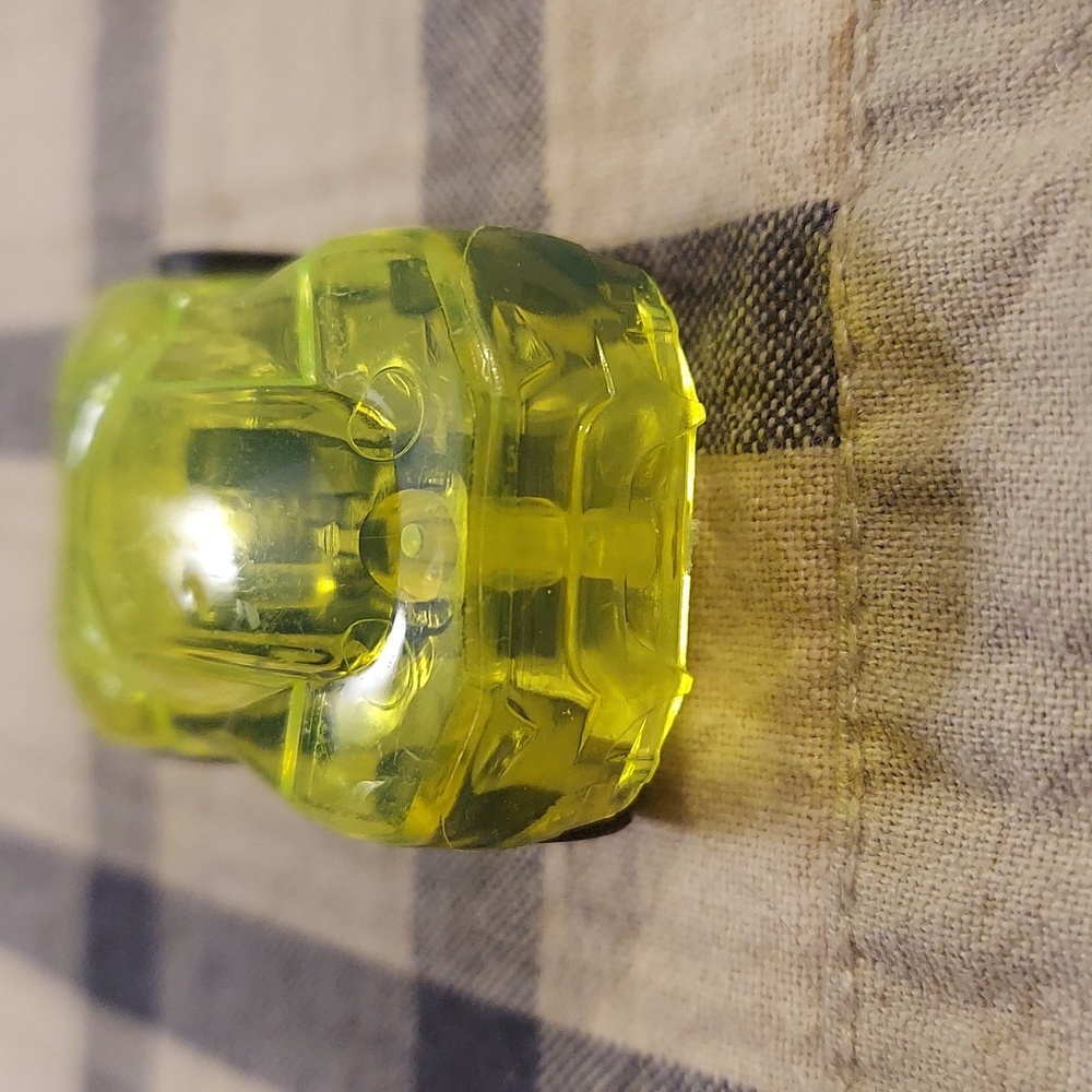 ❤️ Pull Back Car Yellow Translucent Miniature Racer - Picture 4 of 7